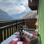 Adamello Apartment