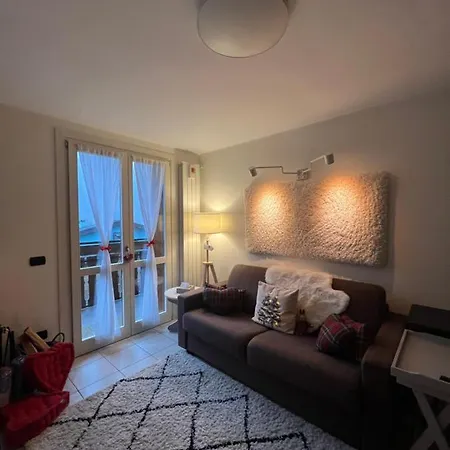 Adamello Apartment *